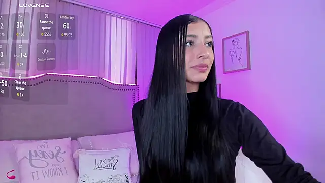 Snapshot of lya__brown chatting on July 15, 12:10 pm lya brown online show from July 15, 12:10 pm
