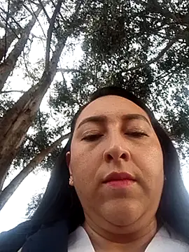 Snapshot of Valeria_montana_ chatting on June 22, 11:40 am Valeria montana online show from June 22, 11:40 am