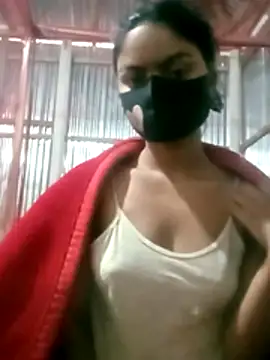 naughtygirl96 online show from March 2, 12:57 am