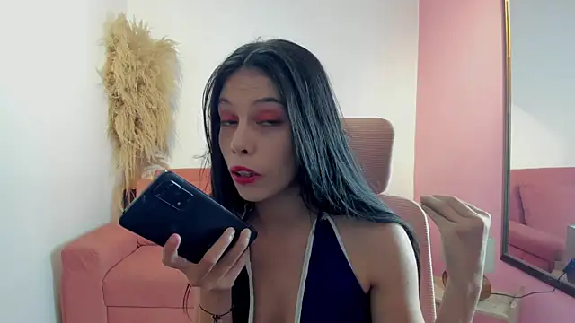 AdrianaTorres  online show from April 24, 7:38 pm