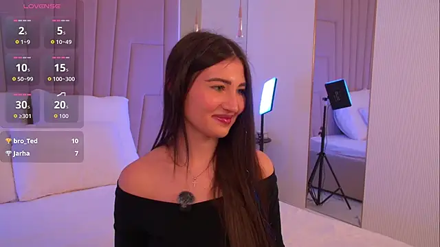 LisaDeviss online show from February 18, 6:26 pm