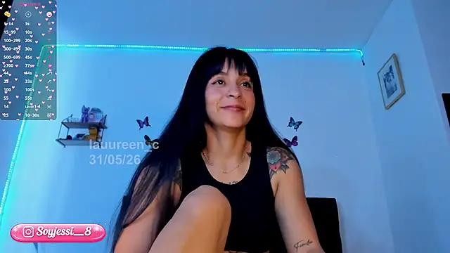 Snapshot of lauureen_c chatting on May 31, 7:59 pm lauureen c online show from May 31, 7:59 pm