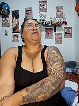 vicky-duarte online show from May 2, 5:23 am
