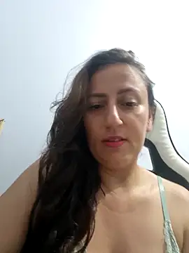 Snapshot of Jeh_charmosa chatting on December 18, 12:49 am Jeh charmosa online show from December 18, 12:49 am