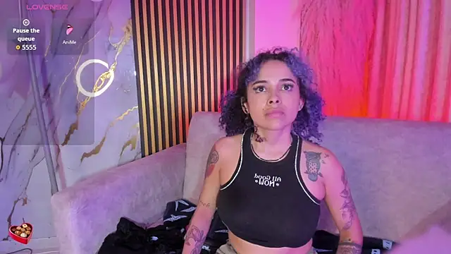 velvet ari online show from December 16, 4:28 am