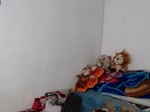 Natasha  Miller online show from February 19, 2:07 am