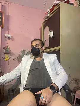 Snapshot of yoyoyohunny chatting on December 15, 4:11 pm yoyoyohunny online show from December 15, 4:11 pm