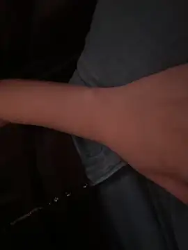 Anonima-Girl online show from January 6, 11:51 pm