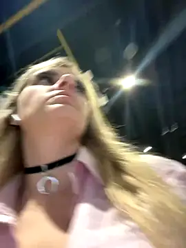 Betsy online show from December 2, 5:15 am