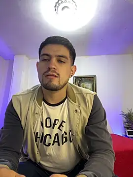 williamsmiiths16 online show from February 9, 1:15 pm