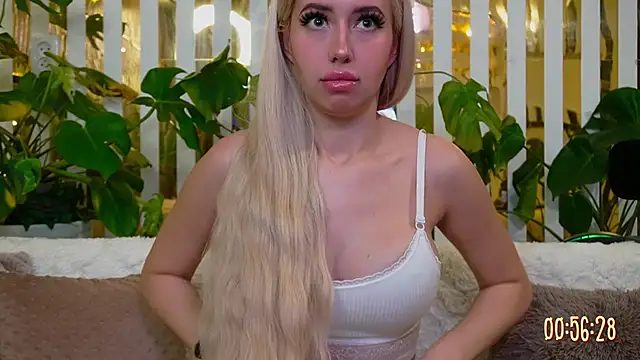 FlowweerGirl online show from March 5, 12:45 pm