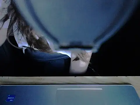 Snapshot of maian_love chatting on May 30, 7:00 pm maian love online show from May 30, 7:00 pm