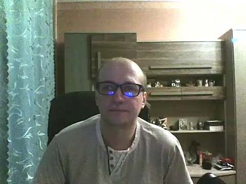 Snapshot of Egorij83 chatting on December 3, 6:32 am Egorij83 online show from December 3, 6:32 am