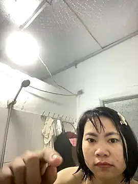 Chew candy online show from December 4, 3:32 pm