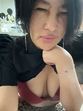 luckybaby666999 online show from May 12, 11:57 pm