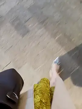 Baby-Linh online show from December 22, 2:03 pm