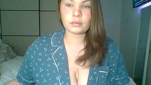 Snapshot of GEMMARMALADE chatting on May 16, 7:05 am GEMMARMALADE online show from May 16, 7:05 am