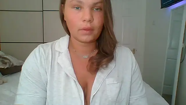 Snapshot of GEMMARMALADE chatting on June 12, 6:29 pm GEMMARMALADE online show from June 12, 6:29 pm