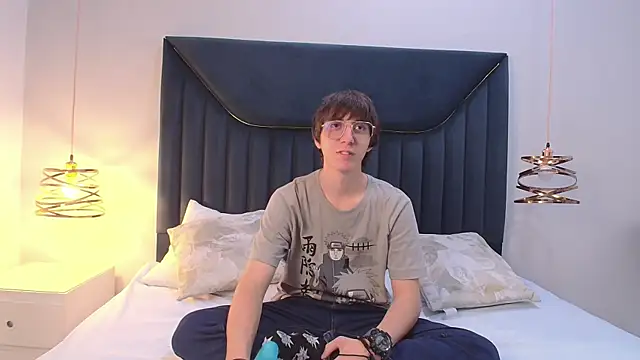 Snapshot of JeffBellfort chatting on June 17, 7:59 pm JeffBellfort online show from June 17, 7:59 pm