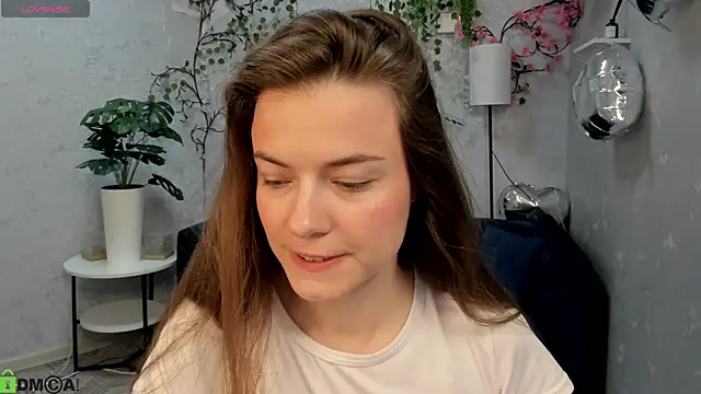 Snapshot of Graceee_ chatting on June 26, 3:11 am Graceee online show from June 26, 3:11 am