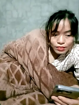 Snapshot of betty_wang chatting on December 15, 12:42 pm betty wang online show from December 15, 12:42 pm