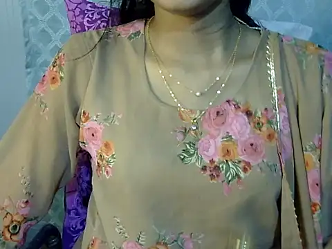 Shab M online show from March 4, 5:30 pm