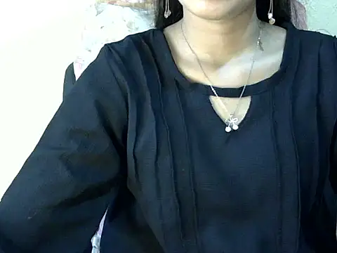 Snapshot of Shab_M chatting on April 28, 6:29 am Shab M online show from April 28, 6:29 am
