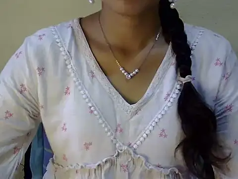 Snapshot of Shab_M chatting on June 21, 6:38 am Shab M online show from June 21, 6:38 am