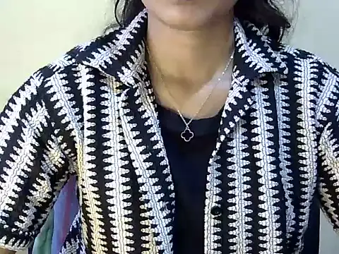 Snapshot of Shab_M chatting on June 28, 7:58 am Shab M online show from June 28, 7:58 am