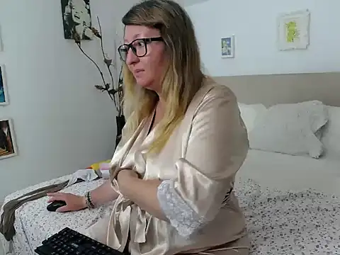 OlgaPavlova online show from June 25, 11:37 am