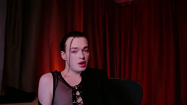 Snapshot of Kristenegor chatting on December 4, 10:18 pm Kristenegor online show from December 4, 10:18 pm