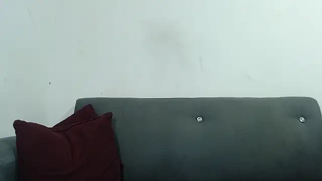 Seank Noszka online show from February 15, 2:25 pm