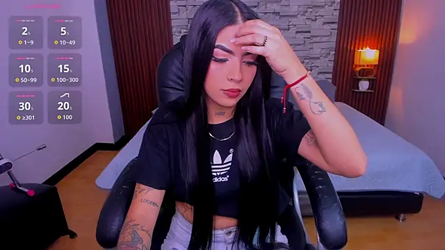  hanna miller   online show from August 3, 9:07 pm