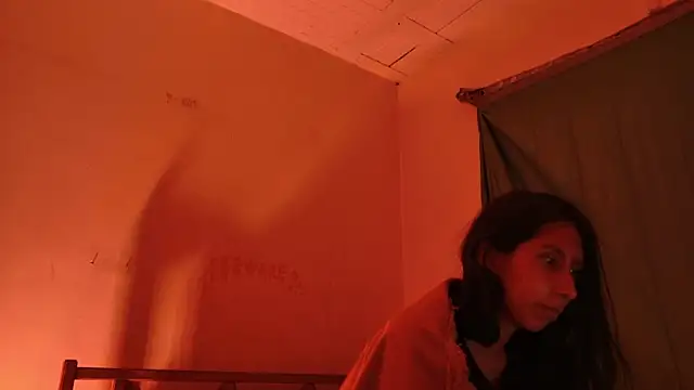 MoonLipsON- online show from May 2, 11:10 pm