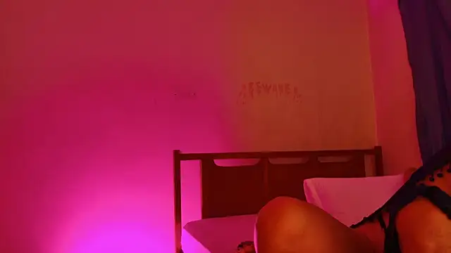 MoonLipsON- online show from May 31, 9:27 am