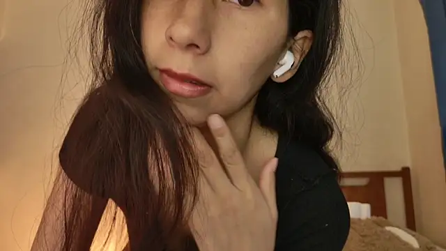 MoonLipsON- online show from June 2, 1:40 am