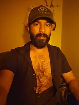 Snapshot of Bigkannan chatting on May 16, 7:45 pm Bigkannan online show from May 16, 7:45 pm