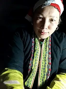 lux-angel online show from February 17, 2:52 am