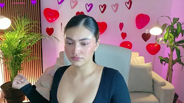 victoria   moon online show from February 12, 1:06 pm