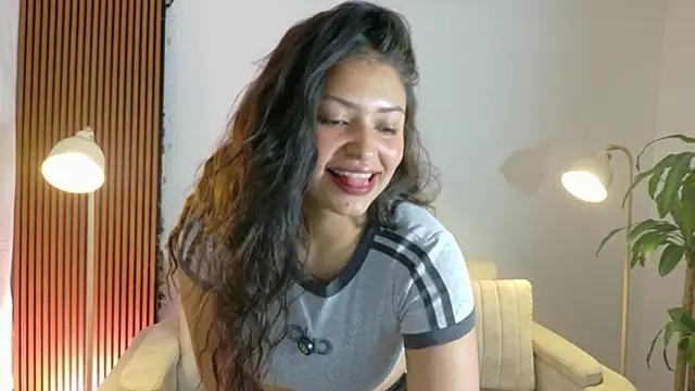 Snapshot of victoria___moon chatting on May 9, 1:49 pm victoria moon online show from May 9, 1:49 pm