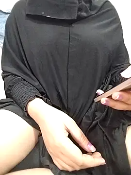 Snapshot of U_cum499 chatting on December 17, 5:57 am U cum499 online show from December 17, 5:57 am