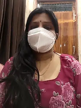 Snapshot of desiriya14 chatting on December 5, 6:04 pm desiriya14 online show from December 5, 6:04 pm