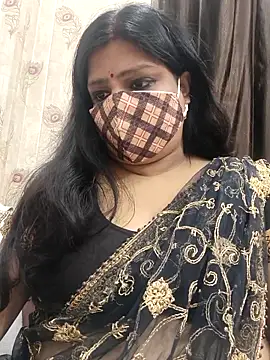 Snapshot of desiriya14 chatting on December 16, 8:41 am desiriya14 online show from December 16, 8:41 am