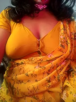 Snapshot of Preeti345 chatting on July 1, 10:39 am Preeti345 online show from July 1, 10:39 am