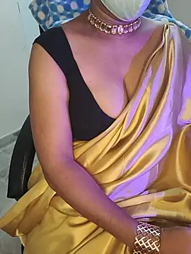 Snapshot of Preeti345 chatting on July 13, 5:27 pm Preeti345 online show from July 13, 5:27 pm