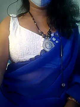 Snapshot of Preeti345 chatting on July 18, 4:33 pm Preeti345 online show from July 18, 4:33 pm