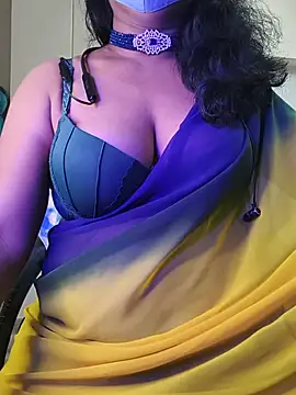 Snapshot of Preeti345 chatting on July 21, 6:43 pm Preeti345 online show from July 21, 6:43 pm
