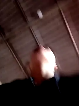 Snapshot of HanaShow22 chatting on December 17, 8:31 am HanaShow22 online show from December 17, 8:31 am