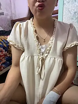 Snapshot of Samsam-006 chatting on April 15, 5:47 am Samsam-006 online show from April 15, 5:47 am