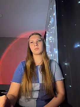 Snapshot of nelli_lux_ chatting on December 15, 8:35 pm nelli lux online show from December 15, 8:35 pm